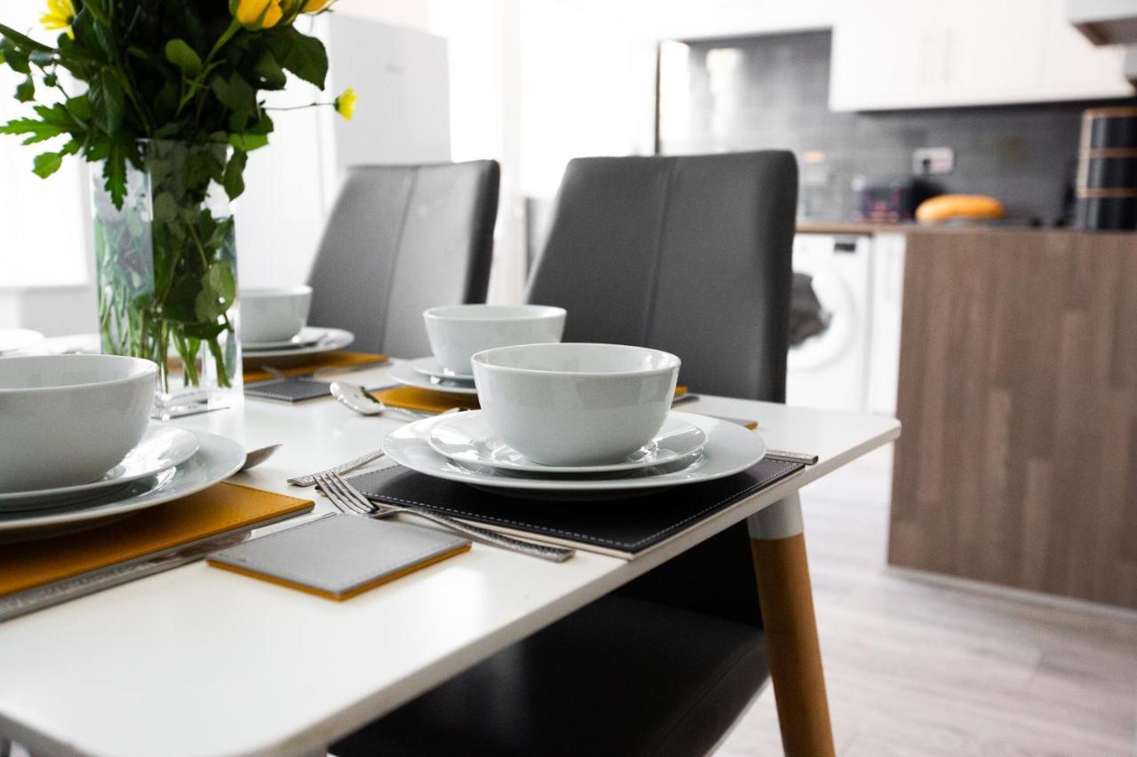 Connaught House - Wi-Fi, Parking, Contractors Βίλα Πρέστον Εξωτερικό φωτογραφία
